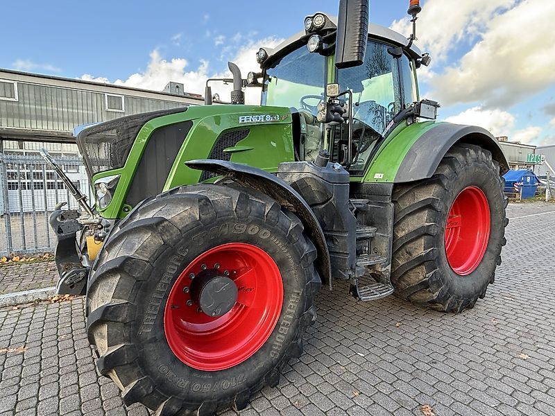 E-FARM: Fendt 828 Vario ProfiPlus - Tracteur - id EZNV4UY - 129 500 € - Année: 2021 - Lecture du nombre d'heure: 5 141,Allemagne