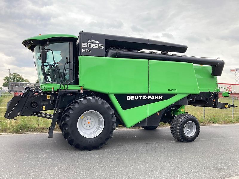 E-FARM: Deutz-Fahr 6095 A HTS - Mähdrescher - id 4GIKRQF - Baujahr: 2011 - Abgelesene Motorstunden: 2.452,Motorleistung (PS): 394,29,Deutschland