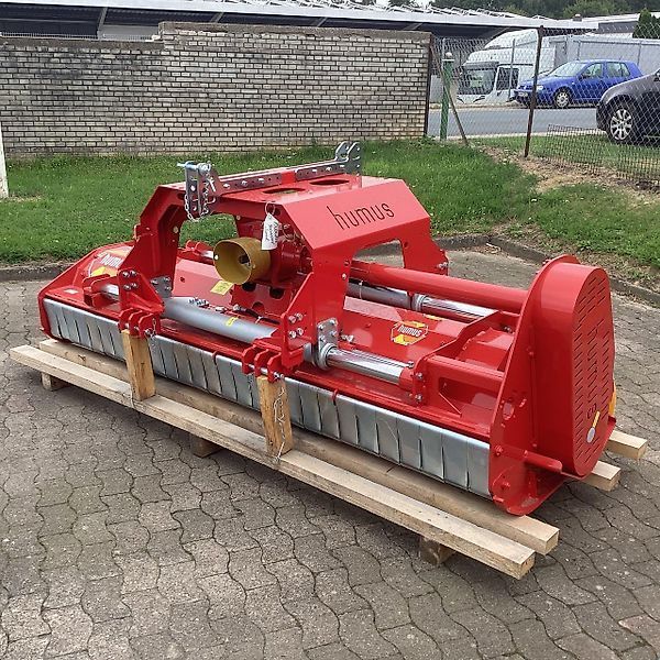 humus pmf 280 Broyeur 11 500 €