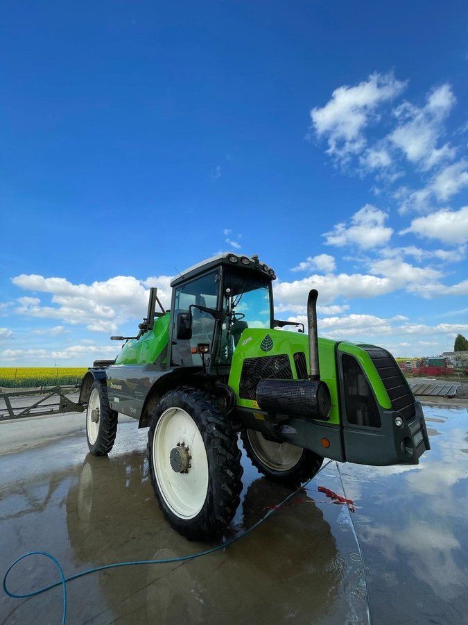 E-FARM: Tecnoma laser 3240 - Razpršilnik - id KHMI3JQ - 38.000 € - Leto izgradnje: 2011 - Število ur motorja: 5.200,Francija