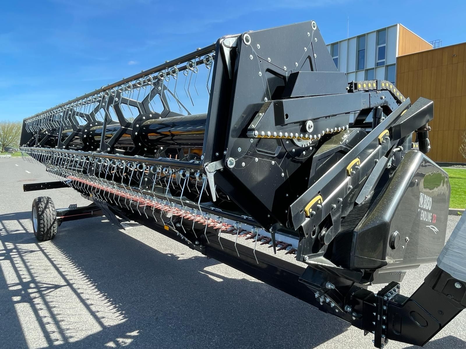 E-FARM: BISO VX Crop Ranger Trendline light 600 - Header - id 6QV2KEJ - €46,800 - Year of construction: 2022 - Engine hours: 1,Germany