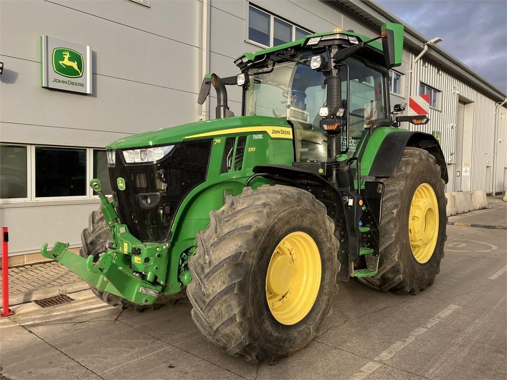 E-FARM: John Deere 7R 330 - Traktor - id 7QDRRYN - 215.950 € - Baujahr: 2024 - Abgelesene Motorstunden: 223,Motorleistung (PS): 330,Vereinigtes Königreich