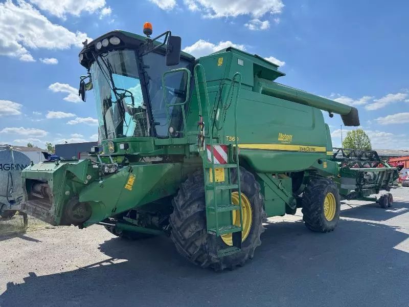 E-FARM: John Deere T 560 - Κομπίνα - id IUWAK3A - 110.000 € - Χρονία: 2011 - Γαλλία