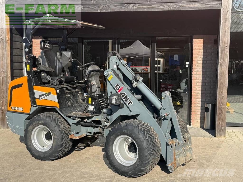 Giant g 2500 hd Gummiged 33.500 €