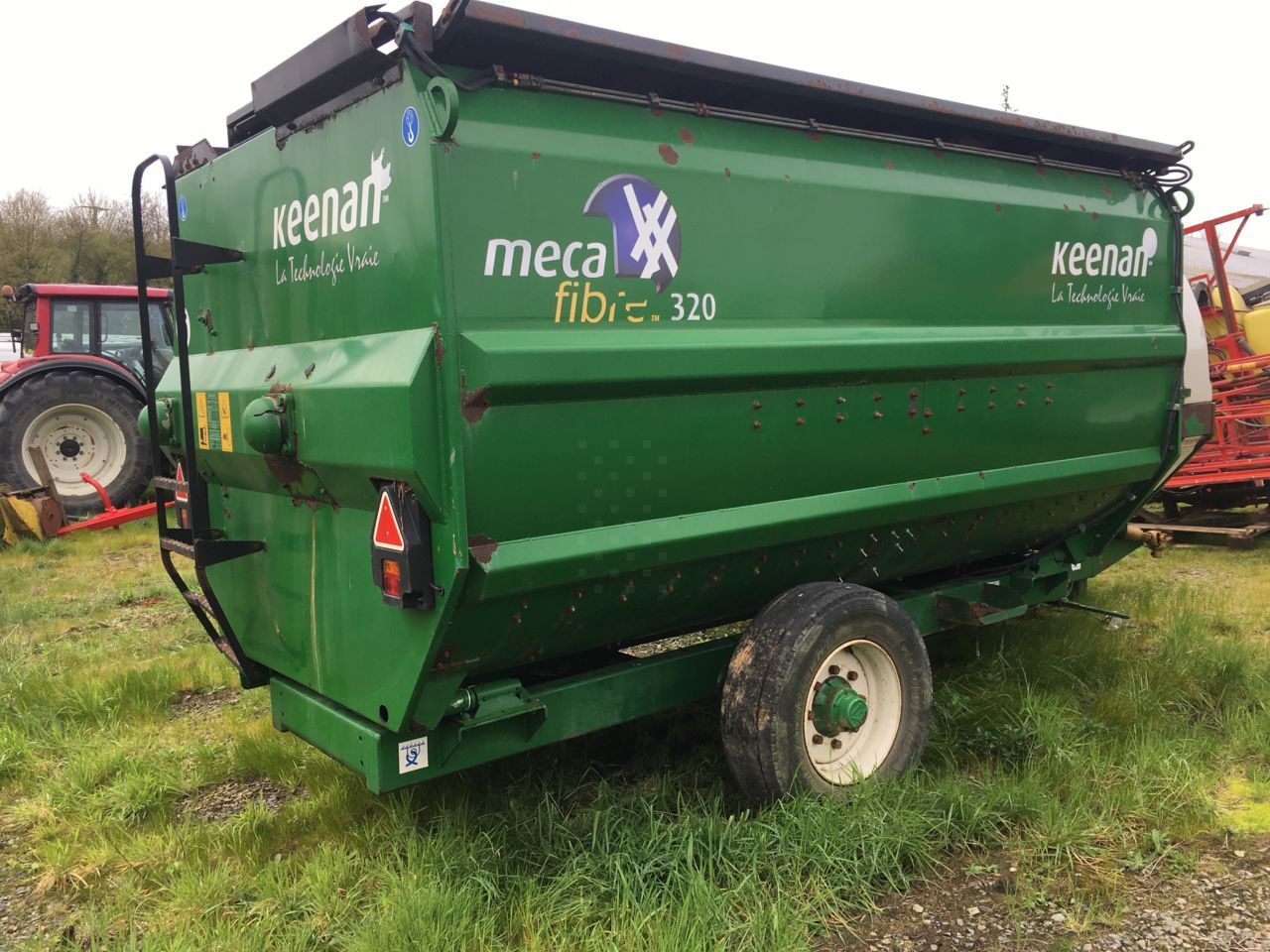 KEENAN meca fibre 320 Przyczepa do mieszania paszy 9400 €