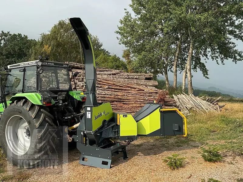 Junkkari holzschredder holzhäcksler holzhacker buschholzhacker Mašine za seckanje i mlevenje drveta