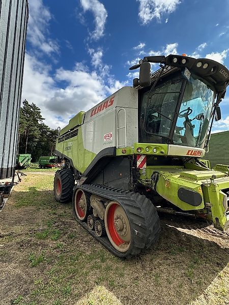 Claas Lexion 770 Combine harvester €229,000