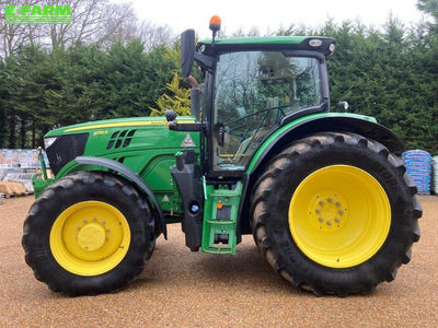 E-FARM: John Deere 6155 R - Tractor - id 8GMFKSK - €100,537 - Year of construction: 2021 - Engine hours: 3,960,Engine power (HP): 155,United Kingdom