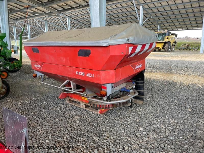 E-FARM: Kuhn axis 401 - Rozsiewacz nawozów - id R3LENPK - 5900 € - Rok produkcji: 2013 - Francja