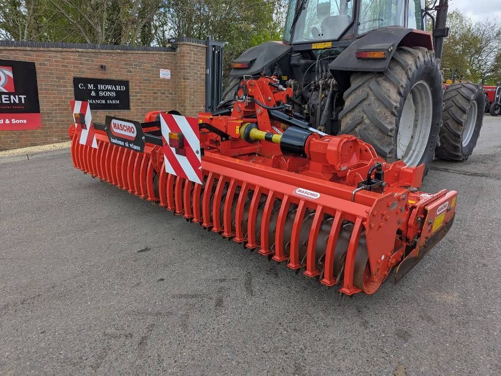 Maschio gabbiano 4000 Power harrow €18,305