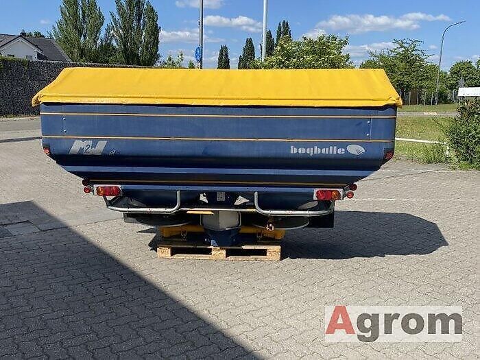 Bogballe m2 w plus Rozsiewacz nawozów 8000 €