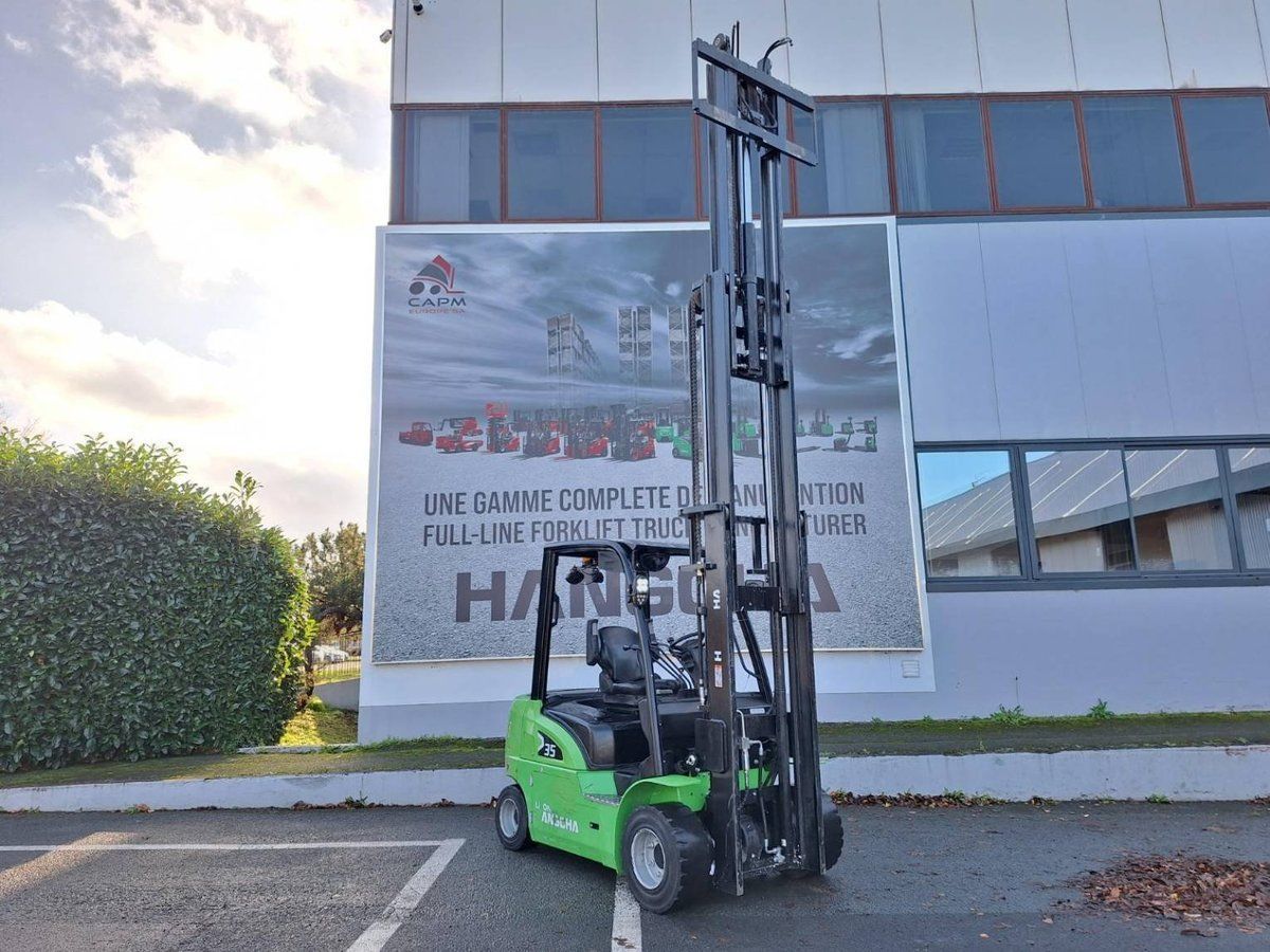 E-FARM: Hangcha xc35i - Chariot élévateur - id AGQIKVU - 22 800 € - Année: 2021 - Lecture du nombre d'heure: 2 005,France