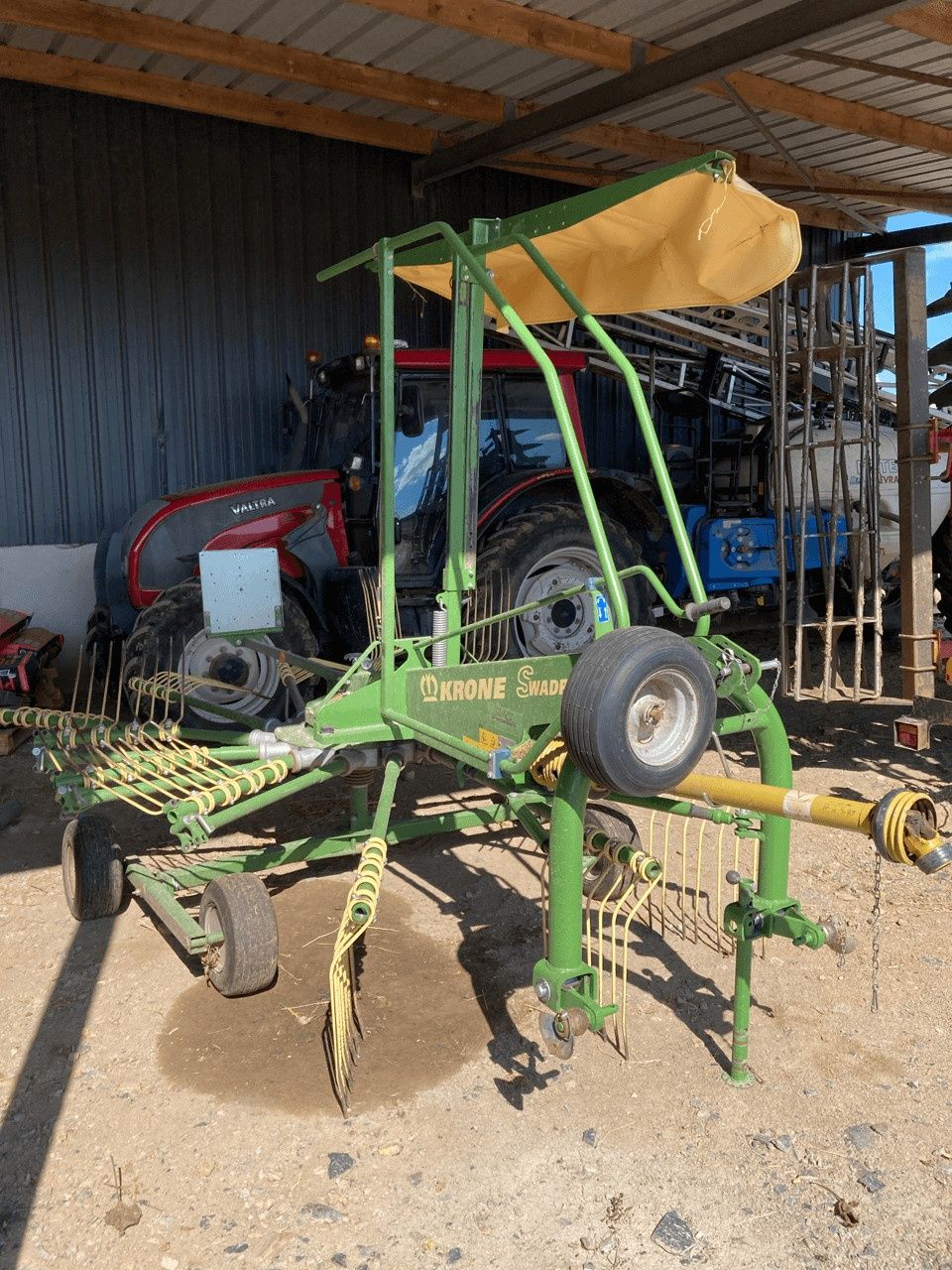 E-FARM: Krone Swadro 46 - Rastrillo - id YC6MGGS - 6800 € - Año: 2020