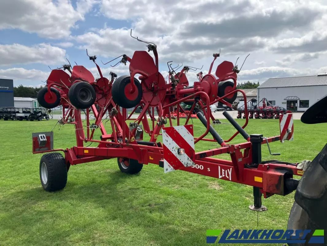 E-FARM: Lely Lotus 900 - Tedder - id 3FVDCZ8 - €9,900 - Year of construction: 2007 - Germany