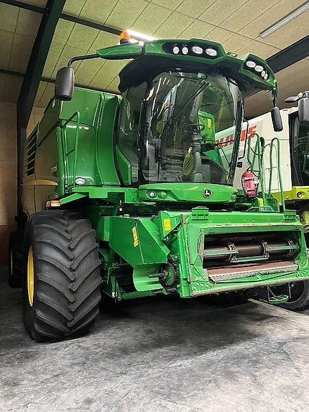 John Deere T 670 Moissonneuse-batteuse 220 125 €