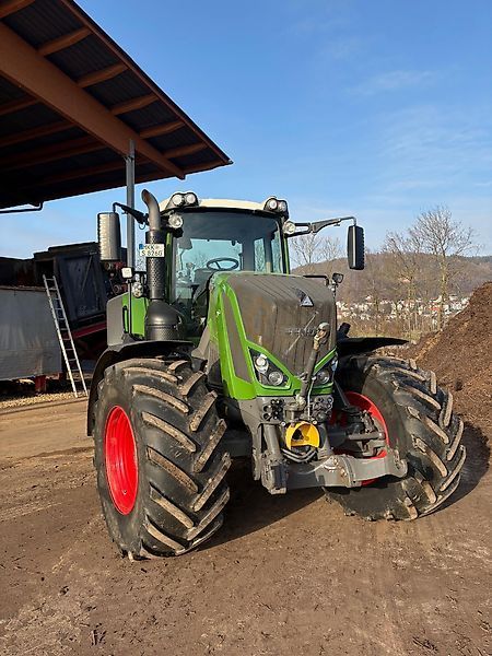 Fendt 826 Vario Profi Plus Traktor 125.000 €