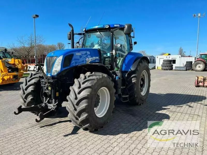 E-FARM: New Holland T7.270 - Tractor - id M1IQIYM - 69.900 € - Año: 2013 - Horas: 6500,Alemania