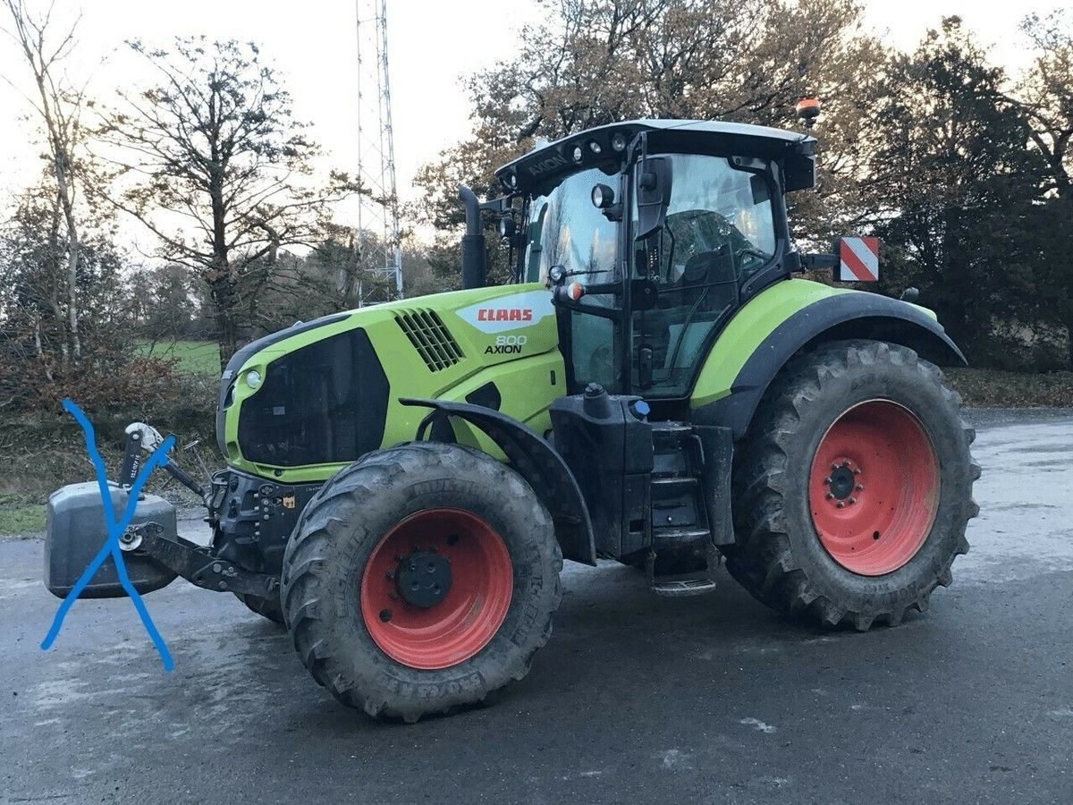 E-FARM: Claas Axion 800 - Трактор - id HQY83T8 - 85 000 € - Година на построяване: 2021 - Работни часове на двигателя: 4500,Франция