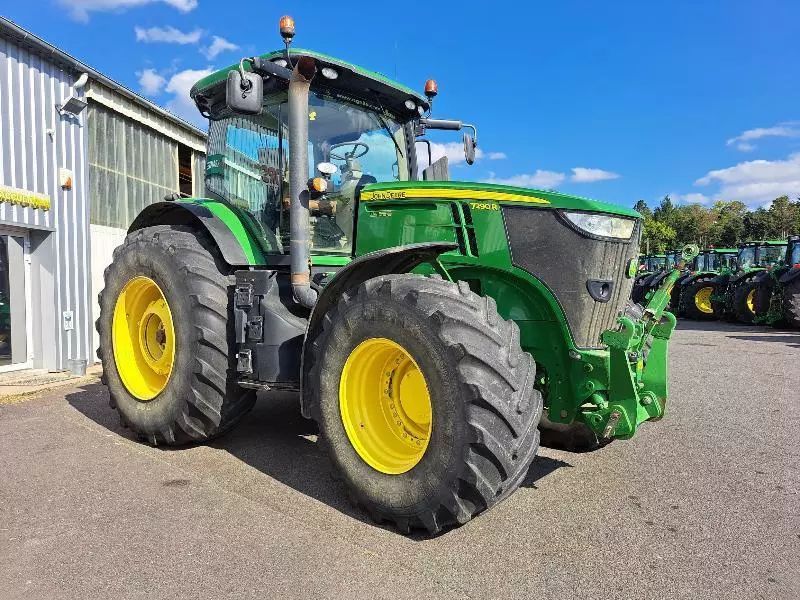 E-FARM: John Deere 7290 R - Tracteur - id JV8QPBY - 79 000 € - Année: 2014 - Lecture du nombre d'heure: 6 050,Puissance du moteur (chevaux): 290,France