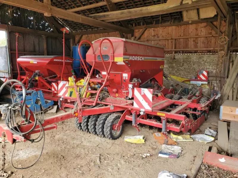 HORSCH Pronto 4 DC Siewnik bezpośredni 38 000 €