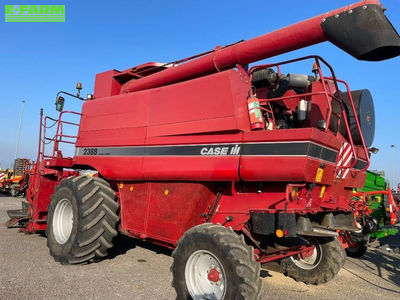 E-FARM: Case IH 2388 - Combine harvester - id ISUXLCC - €55,000 - Year of construction: 2000 - Engine hours: 5,527,Italy