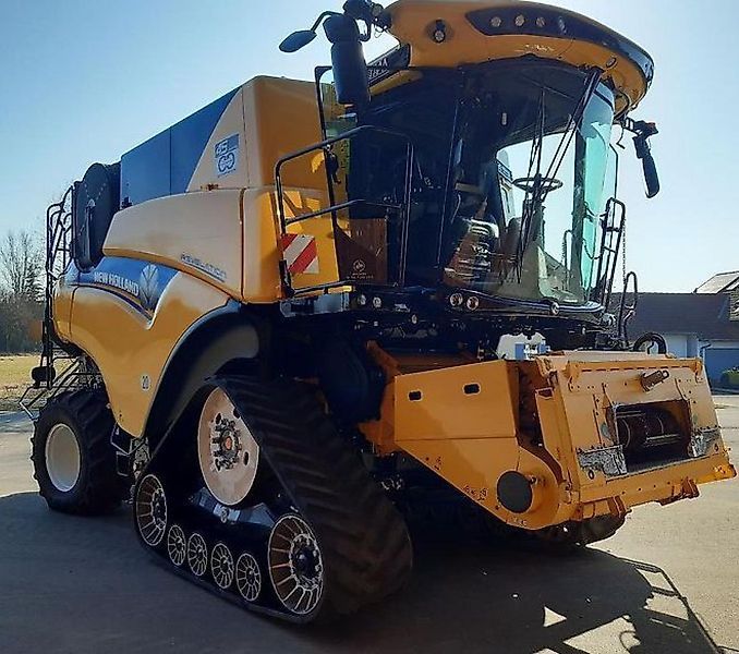 E-FARM: New Holland cr 8.80 terraglide - Mähdrescher - id NDNT1QH - Baujahr: 2020 - Abgelesene Motorstunden: 2.020,Deutschland