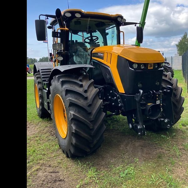 JCB Fastrac 4220 Tractor 191.900 €
