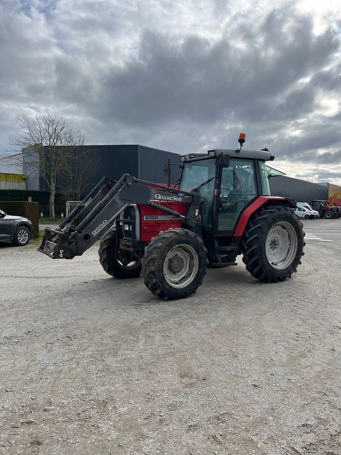 E-FARM: Massey Ferguson 6120 - Tractor - id 1KTZLFH - €23,000 - Year of construction: 1995 - Engine hours: 6,356,Engine power (HP): 80,France