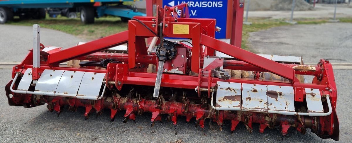 E-FARM: HOWARD 600s-305s-f1 - Rastra eléctrica - id 5TAHQIE - 6990 € - Año: 2008 - Francia