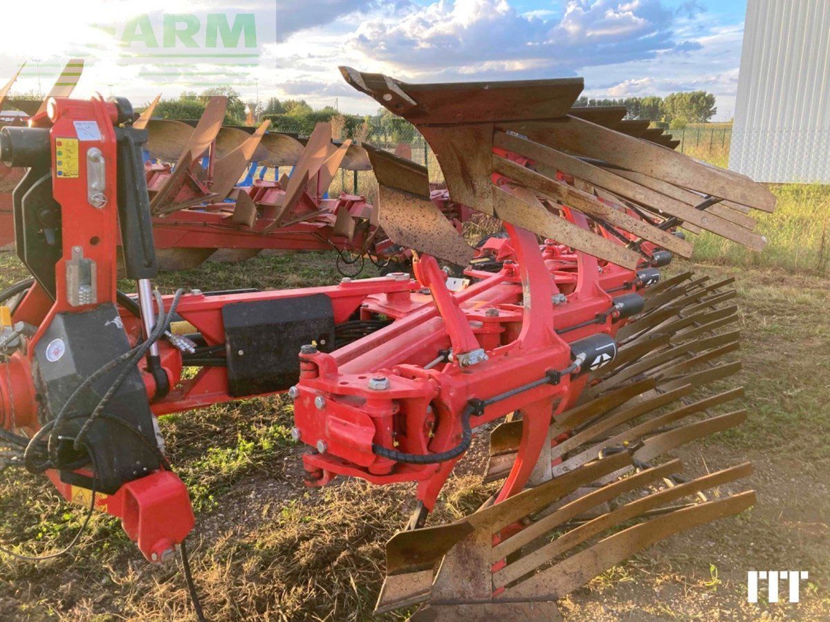 E-FARM: GREGOIRE BESSON rover 70 - Charrue - id E4U1STC - 39 000 € - Année: 2023 - France