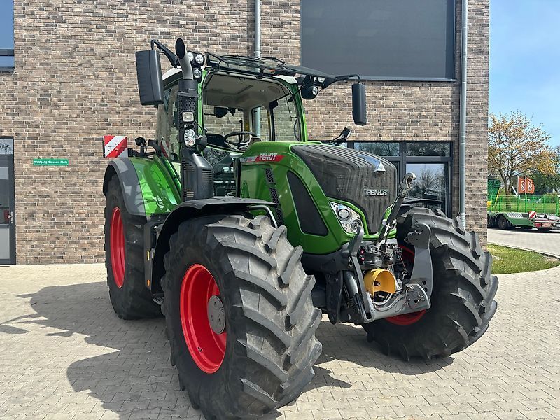 Fendt 724 Vario Profi Plus Traktor 194 000 €