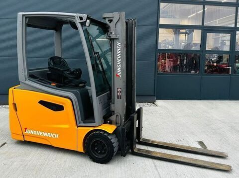 JUNGHEINRICH efg 220 Chariot élévateur 7 850 €