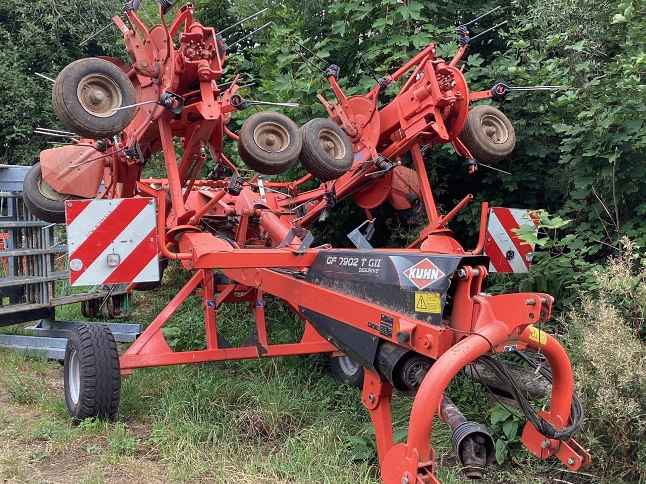 Kuhn GF 7902 T GII Tedder €7,800