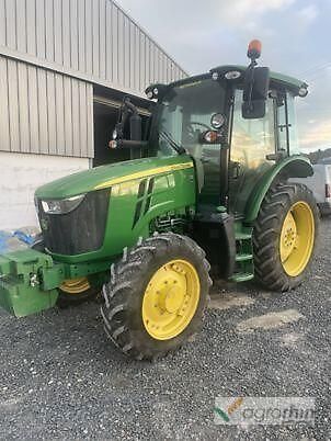 John Deere 5100 R Tractor €45,000