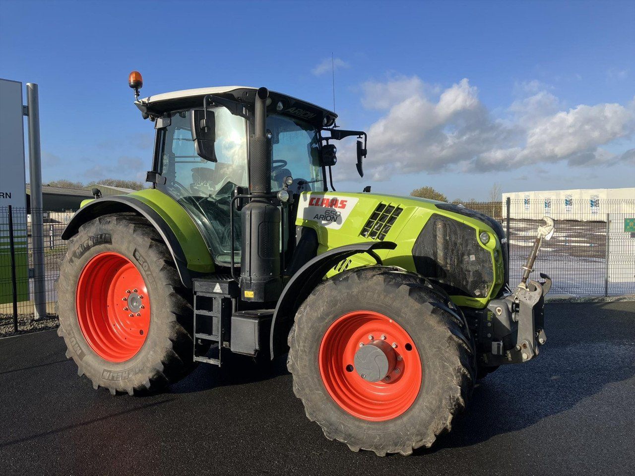 E-FARM: Claas Arion 650 CEBIS - Tractor - id 5E8W3HP - €83,214 - Year of construction: 2019 - Engine hours: 4,200,United Kingdom