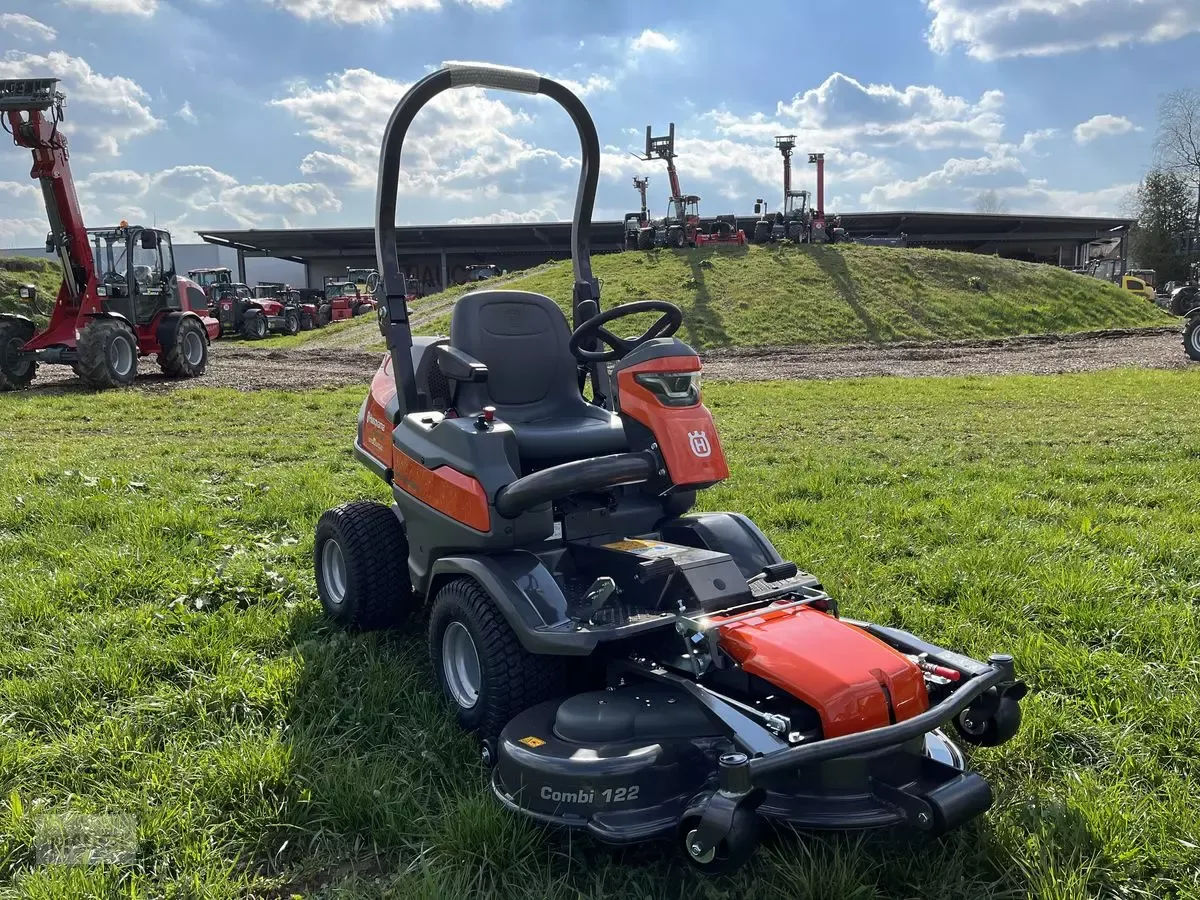 E-FARM: Husqvarna rider 524 x efi mit mähdeck + 1500€ akkugeräte k - Kosiarkia ręczna/traktorowa - id 2XUPFGQ - 14 158 € - Rok produkcji: 2023 - Austria