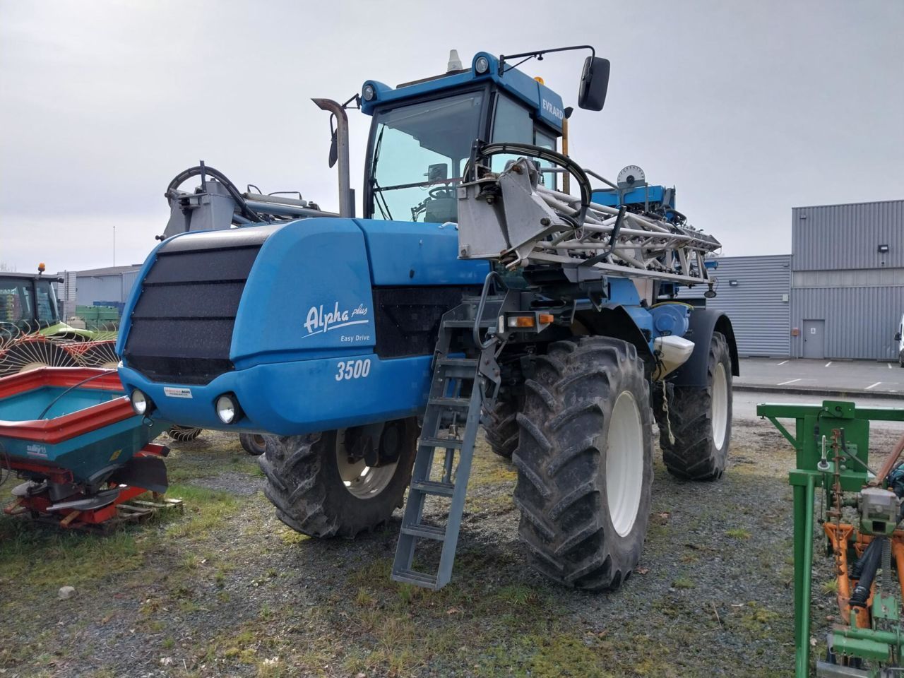 E-FARM: Evrard apha plus 3500 - Pulvérisateur - id MQ4GFNY - 33 000 € - Année: 2007 - Lecture du nombre d'heure: 4 300,France