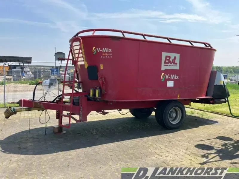 E-FARM: BVL v-mix 15-2s - Inne urządzenie paszowe - id CHP7CIY - 7500 € - Rok produkcji: 2013 - Niemcy