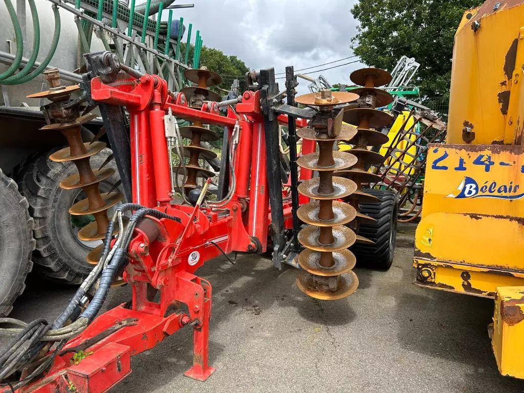 E-FARM: GREGOIRE BESSON acerox32d - Disc harrow - id 3WC1DX5 - €16,000 - Year of construction: 2016 - France