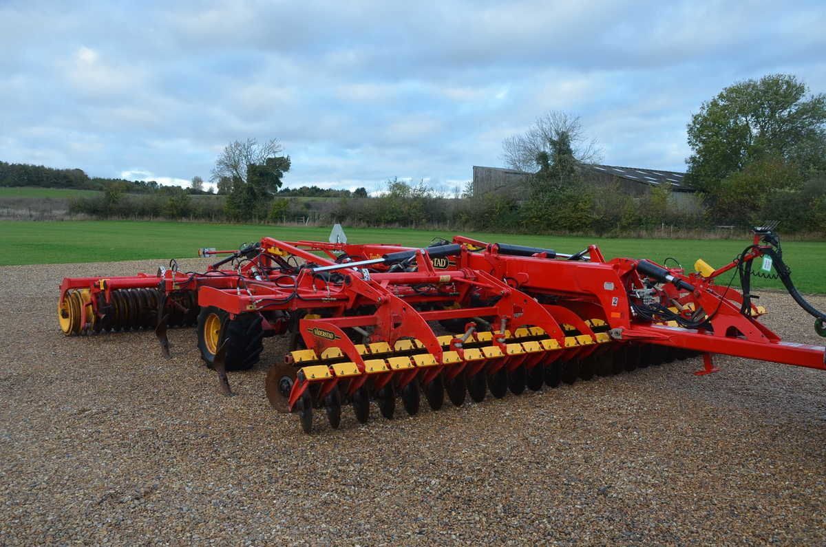 E-FARM: väderstad topdown td700 cultivator 7m - Grubber - id WZJIYWI - 51.343 € - Baujahr: 2018 - Vereinigtes Königreich
