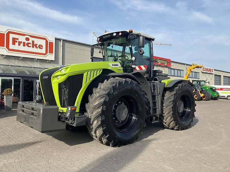 E-FARM: Claas Xerion 5000 TRAC VC - Τρακτέρ - id 5A1VRCI - 324.500 € - Χρονία: 2023 - Μετρητής ωρών: 950,Ισχύς κινητήρα: 509,Γερμανία