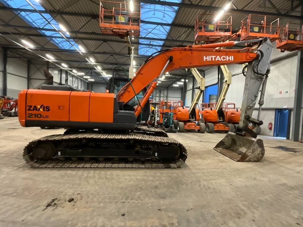 E-FARM: Hitachi zx 210 lc-5b - Crawler excavator - id SLTIL9Y