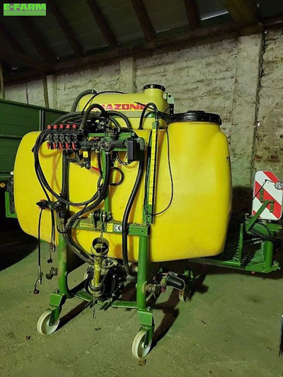 E-FARM: Amazone UF 1000 - Sprayer - id JLLKINJ - €6,881 - Year of construction: 1998 - Germany