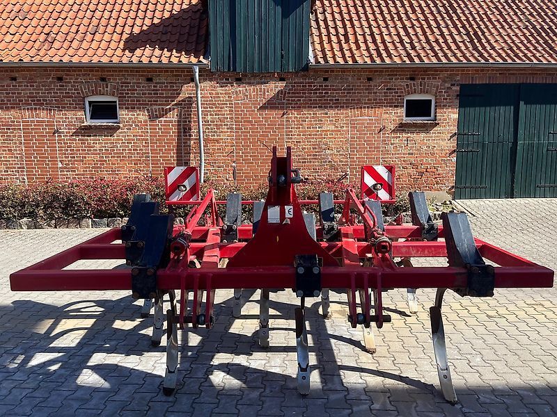 HORSCH Terrano 3 FX Kultivátor 11 500 EUR