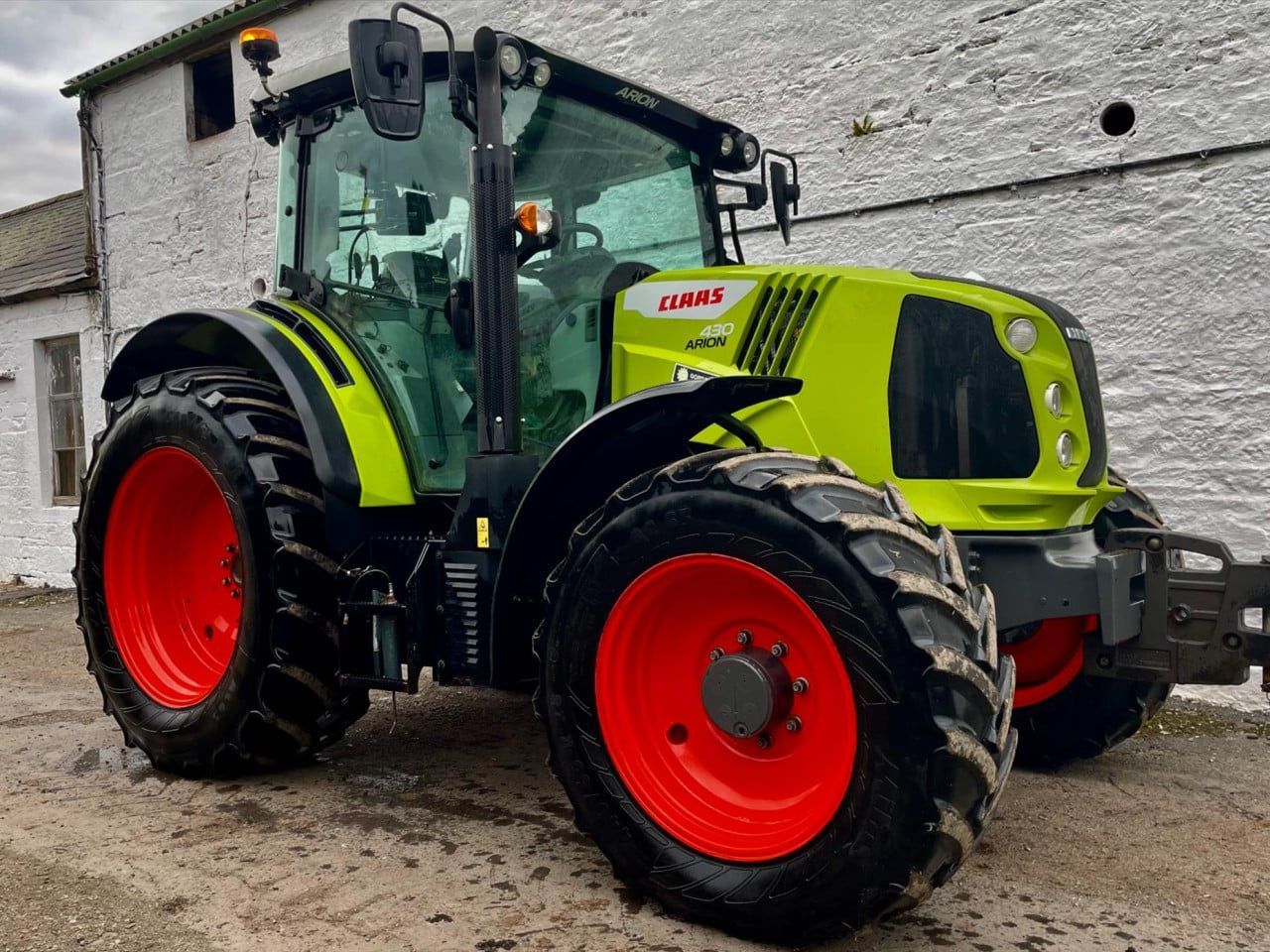 Claas Arion 430 Tractor €40,762