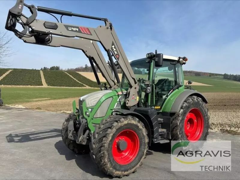 Fendt 512 Vario Traktor