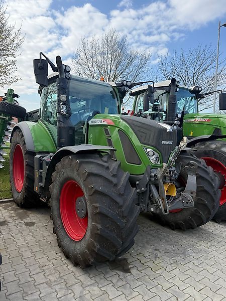 Fendt 718 Vario Profi Plus Traktor 139.500 €