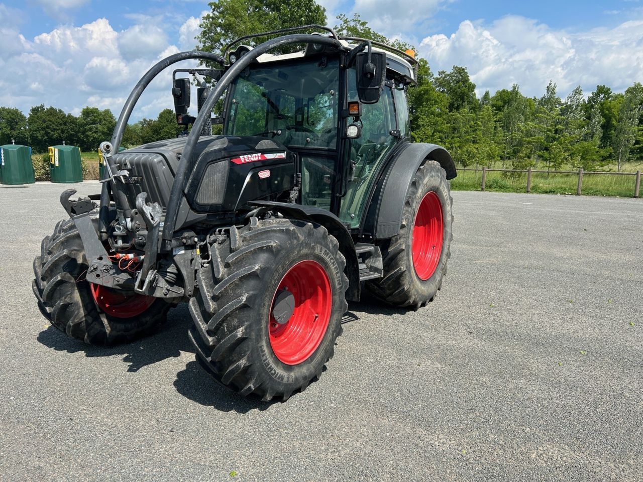 E-FARM: Fendt 211 Vario - Tracteur - id YYZYHXS - 74 000 € - Année: 2020 - Lecture du nombre d'heure: 2 980,Puissance du moteur (chevaux): 110,France