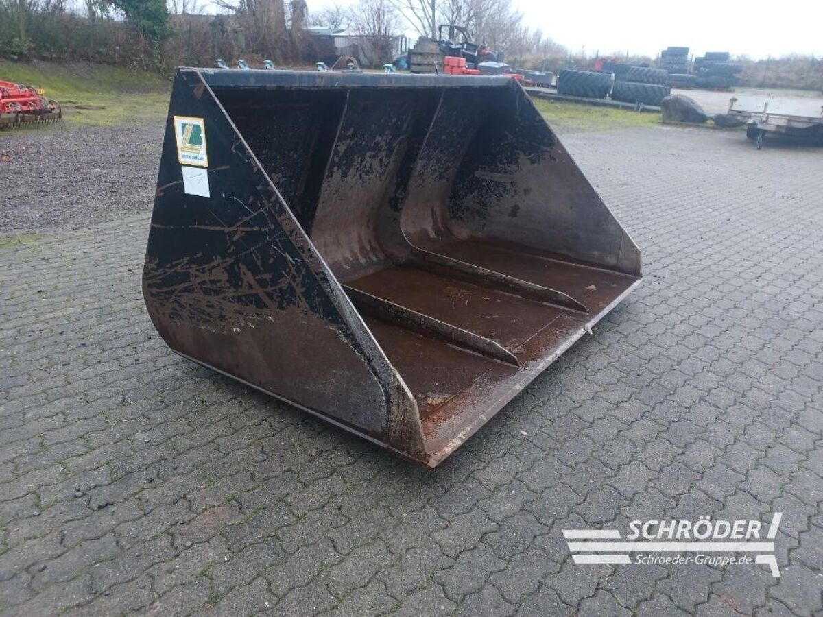 E-FARM: Bressel und Lade großvolumenschaufel xl 2,50 m bobcat/mf - Навесное оборудование - id 5QIGAG5 - 1 885 € - Год выпуска: 2017 - Германия