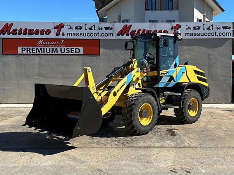 E-FARM: Yanmar v100 - Chargeuse sur pneus - id ZJEI2LK - 53 000 € - Année: 2020 - Lecture du nombre d'heure: 590,Puissance du moteur (chevaux): 73,France